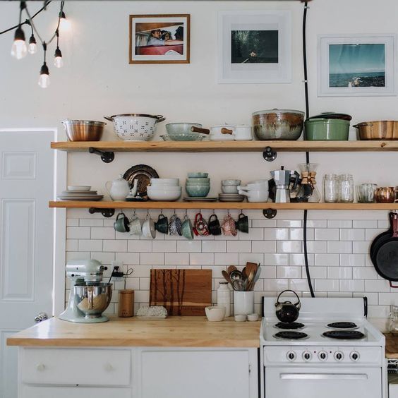 Cocina clásica blanca