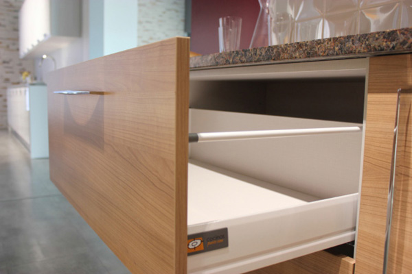 Cajón de Cocinas.com con Herrajes Blum Cajón de Cocinas.com con Herrajes Blum