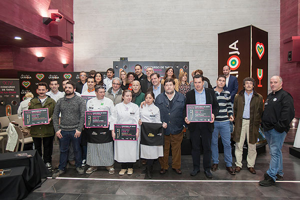 Imagen de grupo del concurso de tapas de la rioja con los premiados