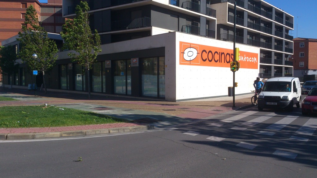 Fachada tienda cocinas.com Zaragoza Fachada tienda cocinas.com Zaragoza