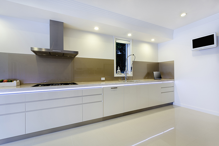Luces LED en Tiradores de Cocina Luces LED en Tiradores de Cocina