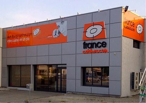 cocinas-puntocom-tiendas-cocinas-puntocom-tiendas-eysines-bordeaux-france