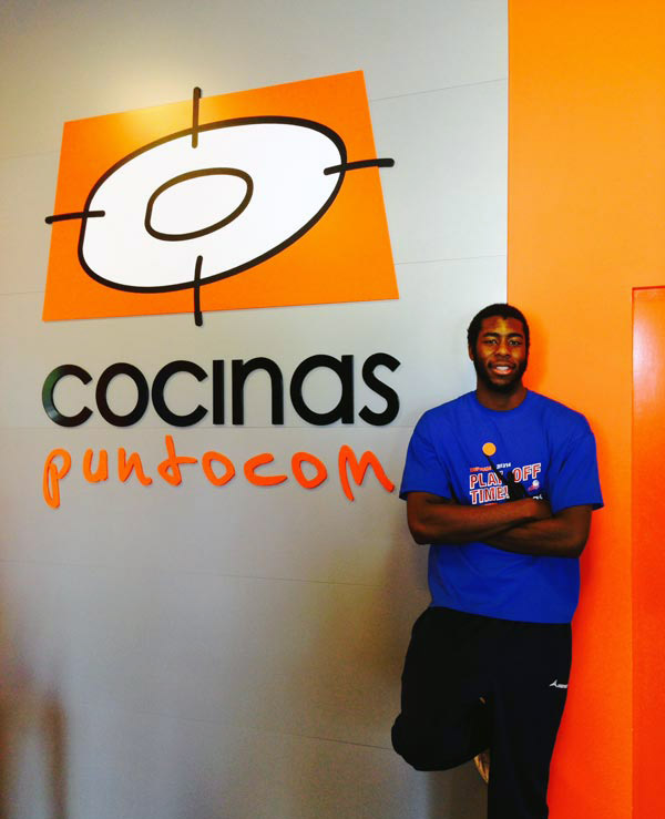 Imagen del jugador Zimmy Nwogbo del Cocinas.com