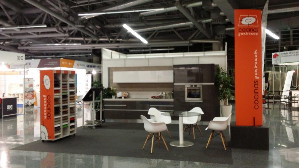 stand cocinas puntocom en la feria SIE